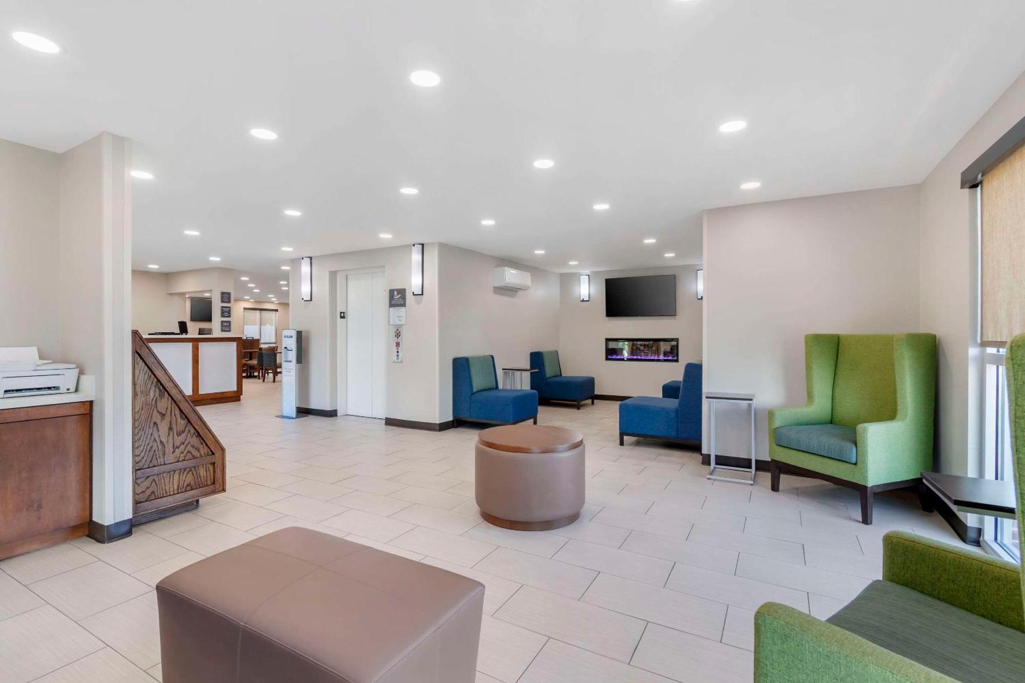 Comfort Inn & Suites Брансуик Экстерьер фото
