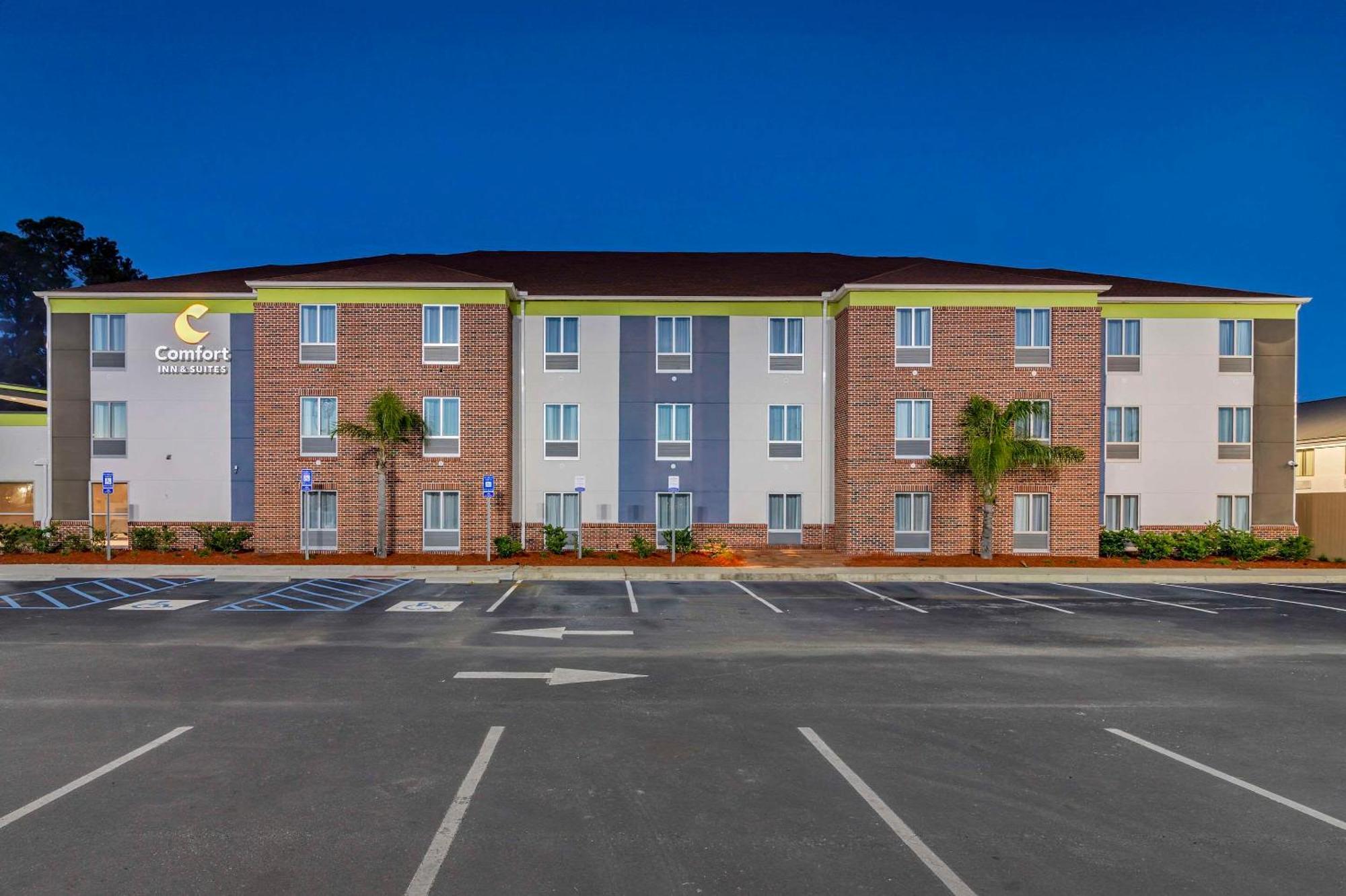 Comfort Inn & Suites Брансуик Экстерьер фото